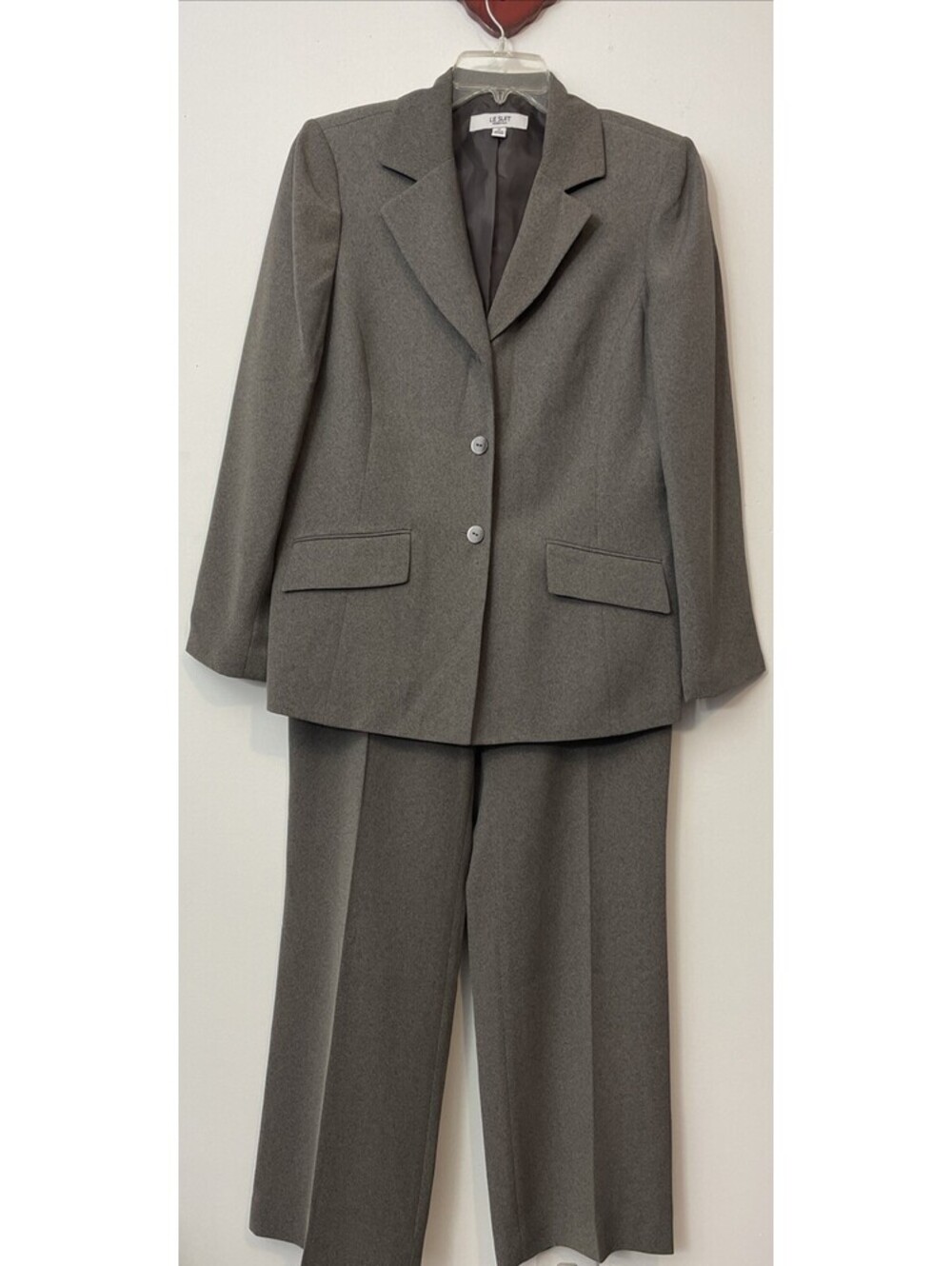 Le Suit Essentials Womens Sz 14 Gray Lined Vneck Blazer & Pant Suit Set! A3494